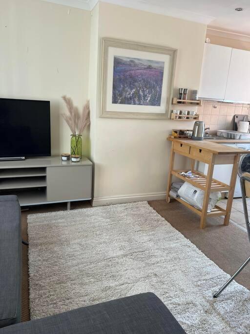 1 Bedroom Flat Sleeps 4 In Abingdon Oxfordshire מראה חיצוני תמונה