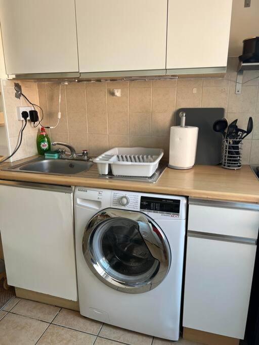 1 Bedroom Flat Sleeps 4 In Abingdon Oxfordshire מראה חיצוני תמונה