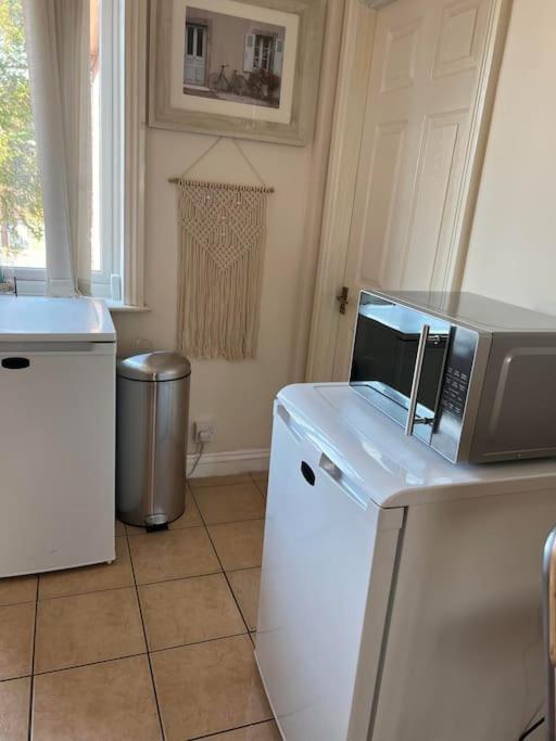 1 Bedroom Flat Sleeps 4 In Abingdon Oxfordshire מראה חיצוני תמונה