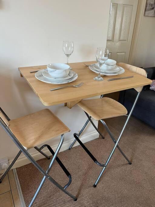 1 Bedroom Flat Sleeps 4 In Abingdon Oxfordshire מראה חיצוני תמונה